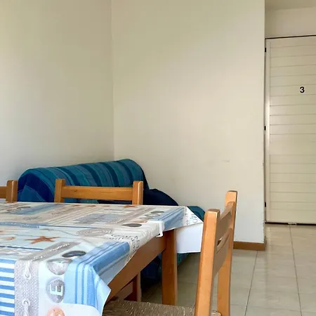 F003 - Fano, Comodo Trilocale Vicino Al Mare